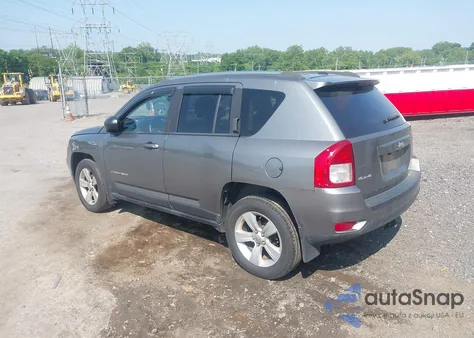 2013 Jeep Compass Latitude из США, поврежденный, VIN 1C4NJDEBXDD205067